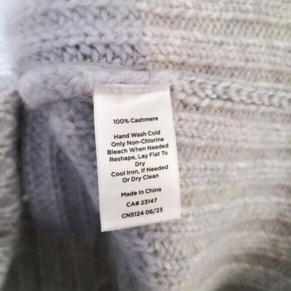 Like New Haven Well Within Cashmere Colorblock Yoke Sweater Chunky Knit Size L - Picture 8 of 9